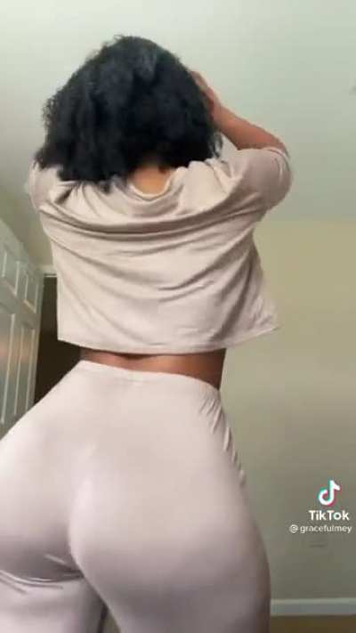 Cute in the face thick I'm the waist