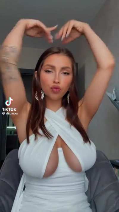 Kris cross