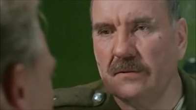 Евреев бьют!