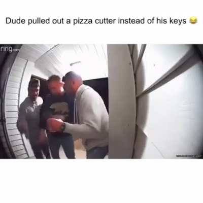 Pizza cutter
