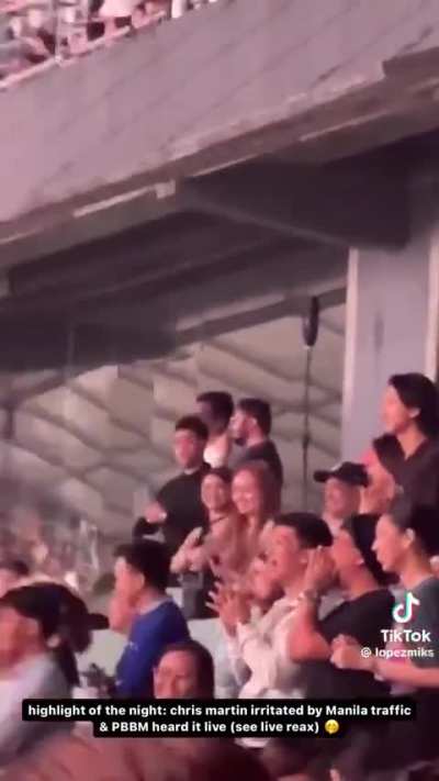 Nakakatawa lang yung pagtabon niya ng tenga
