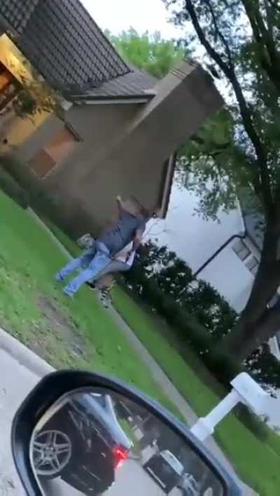 Another angle of the tiger escaping in Houston. A friend of ours lives down the street from where it happened and set me this to share.