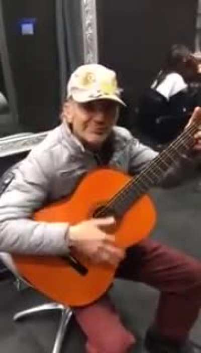 Talented Old Man use his awesome skills to play a very good song