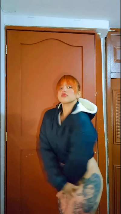Love me!