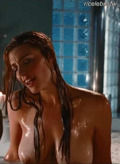 Jessica Paré 