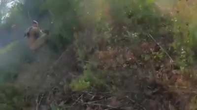 Foreign Volunteer Fires Javelin - Kherson, Ukraine - Aug. 2022