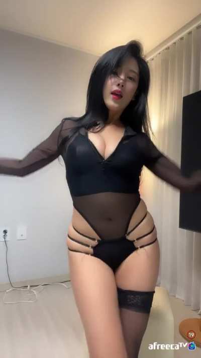 Morean Hot Girl