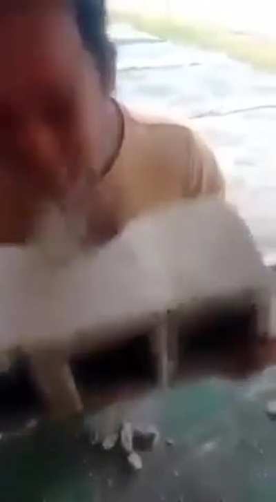 não pergunte, só assista