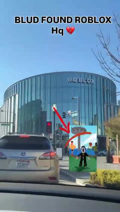 What if instead of ROBLOX HQ it was BLOX FRUITS HQ 💀💀
