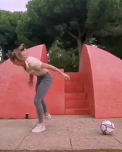Футбо<wbr>листк<wbr>а