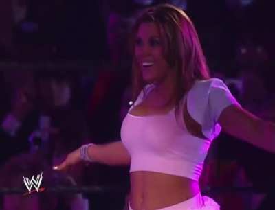 Trish's entrance at Wrestlemania 22 IG