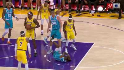 [Highlight] Rajon Rondo Ejected For Foul on Terry Rozier