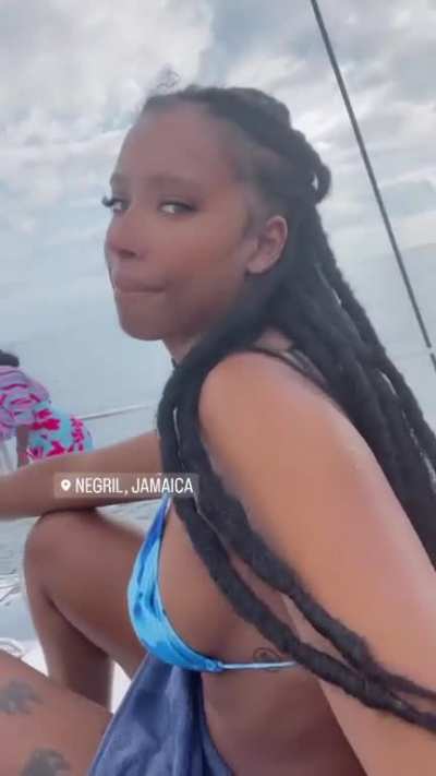 Vacay! 🌊
