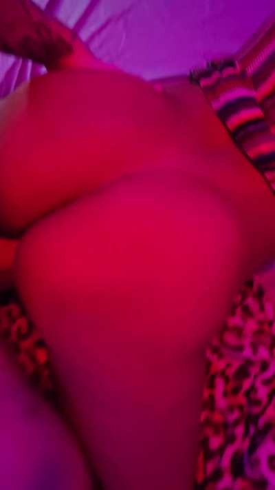 Who wanna have sum fun wit us..😝<wbr>😈💦👀📲