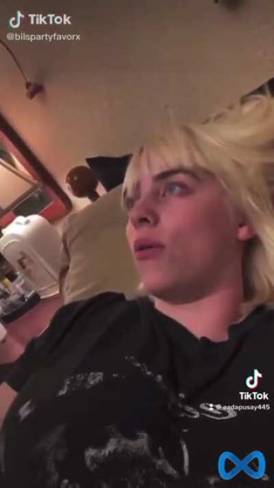 Ever wondered what Billie Eilish would look like missionary? Now you don’t have to😴😴
