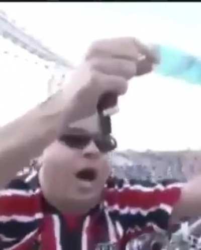 '-'