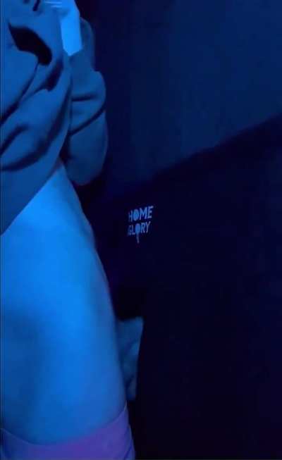 MM: no matter your sexual preference at some point male gloryholes will provide to you the best head of your life… sorry ladies…