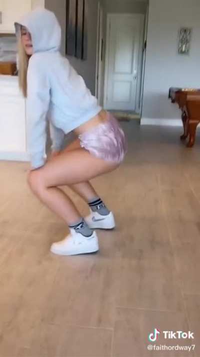 twerking over the years 🥵