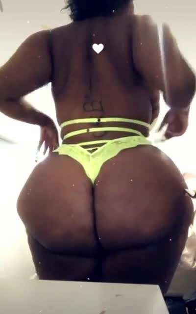 Lambo<wbr>rghin<wbr>iBodi<wbr>ezz #Approved 😍🍑✅