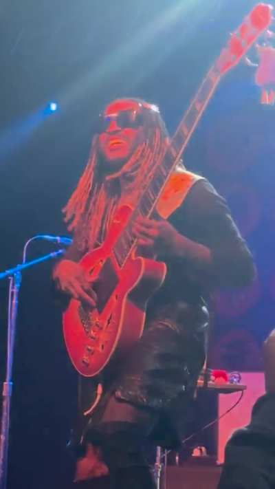The concert in Milan yesterday was crazy!! My first Thundercat concert