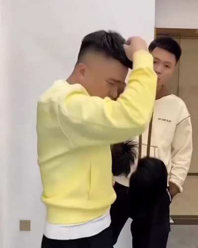 There's gotta be hell toupée when one wigs out like this..