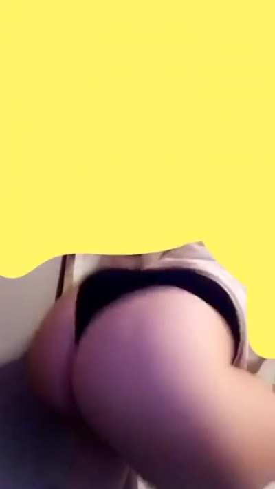 hmu for more