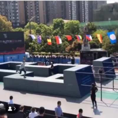 Hardcore parkour