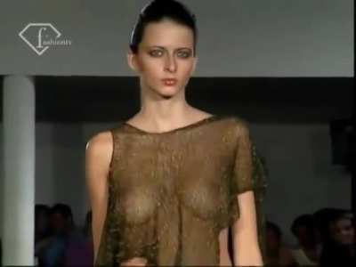 Stunner on runway