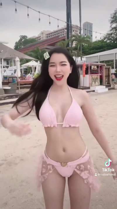 baibaifern / pitchamol srijantanet