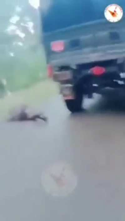 Bodycam footage of People's Anti Fascist Front (PAFF) ambush on a Indian Army Vehicle which left 5 Indian Soldiers dead-Poonch,Jammu and Kashmir (20 April 2023)