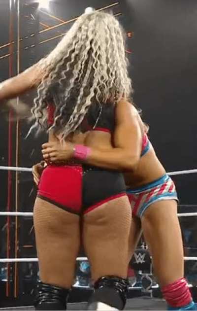 Toni Storm