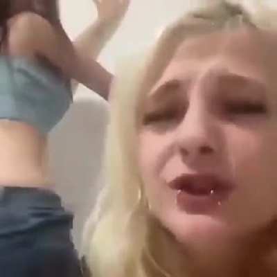MEDO APENAS MEDO