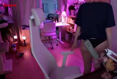 Siema utworzyłem nowe community na fotki polskich streamerek zapraszam serdecznie, oczywiście serwer jest oznaczony NSFW więc nie bójcie się wstawiać postów 😉