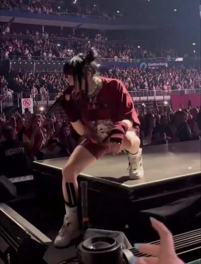 Flirting with the crowd