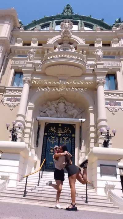 Monaco besties! 