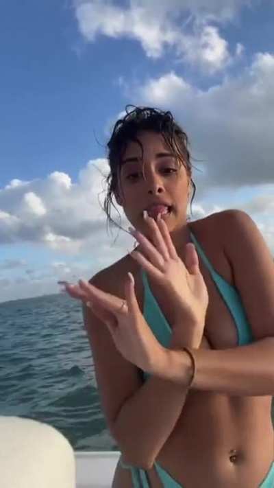 Sexy on live