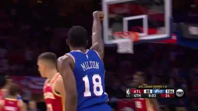 [Highlight] Shake Milton Ignites The Philly Crowd - He's dropped 14 points since entering the game late in the 3rd quarter