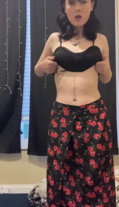 Big Tits GIF by mommyxlust