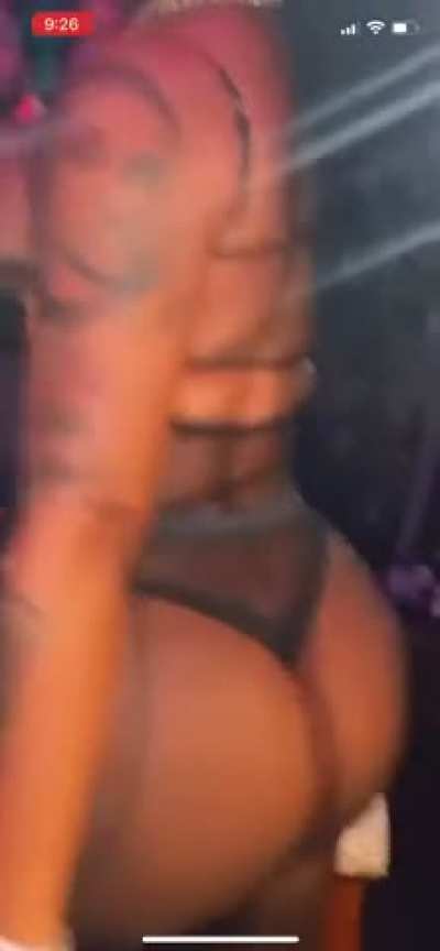 So much booty 🍑