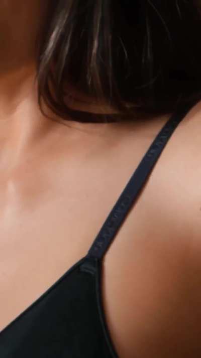 Dakota wearing perfectly fit ultralight bra and the icon balconette bra - IG March 2026
