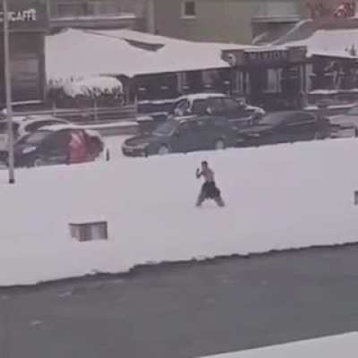 A guy training in -14°C
