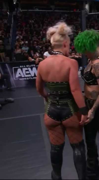 Toni Storm