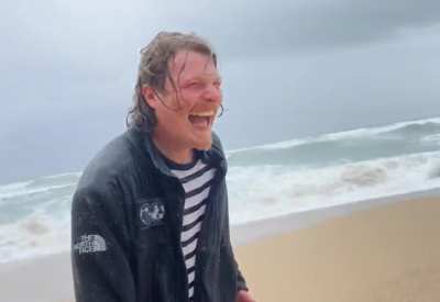 This guy won’t mess with the ocean again.. 🌊 ☠️