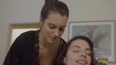 Stupid Wife: Priscila Reis & Priscila Buiar (s02e05 - Scene #2)