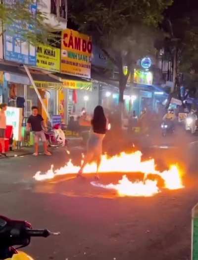 Influencer messing up the road in Vietnam