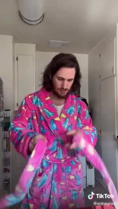 How to tie a robe