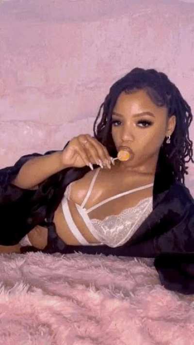Chloe Bailey 🍭