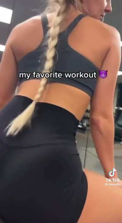 😈