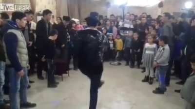 Hold my beer while I dance like Michael Jackson