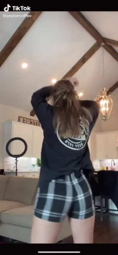 I don’t usually post on Reddit but here’s a deleted tik tok for y’all